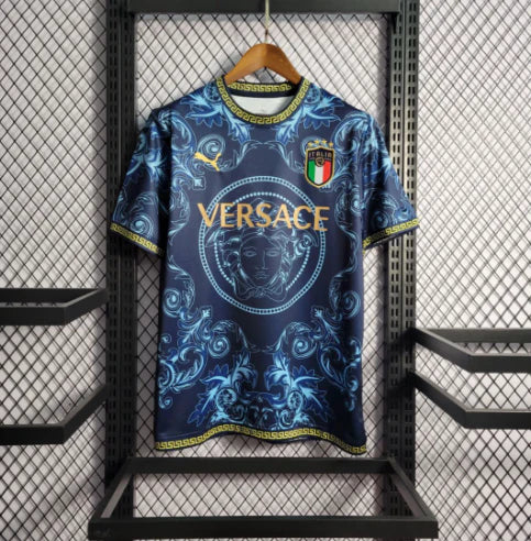 איטליה ספיישל ורסצ'ה כחולה