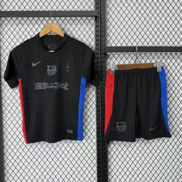 ברצלונה חוץ ספיישל טרוויס סקוט 24/25 ילדים