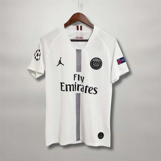 פריז חוץ 2018/19 רטרו