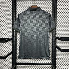 באיירן מינכן חולצה רביעית 24/25