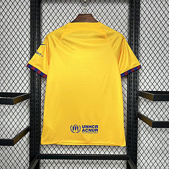 ברצלונה חולצה רביעית 24/25