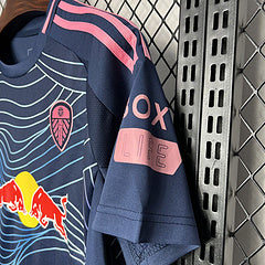 לידס יונייטד חולצה שלישית 24/25