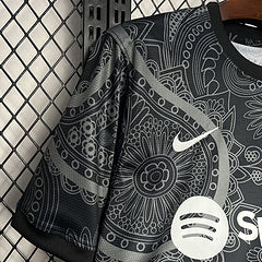 ברצלונה ספיישל שחור 23/24 רטרו