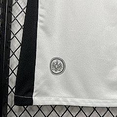 פרנקפורט בית 24/25