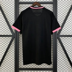 ריאל מדריד ספיישל שחור ורוד 25/26